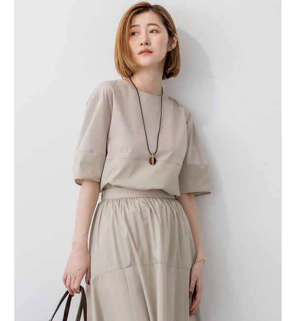 23区「【洗える】シルエットスムースコンビ バックフレア カットソー」|Tシャツ・カットソー|ベージュ系