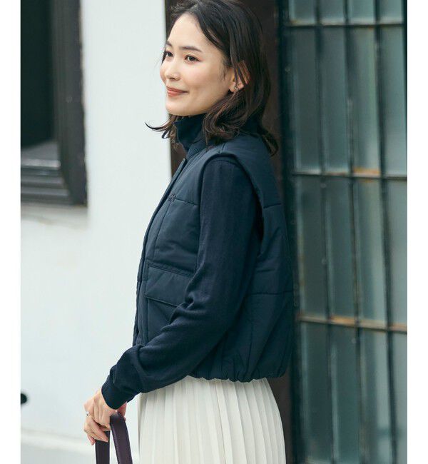 LACOSTE「クロップド丈 撥水 THERMORE中綿 ジップアップベスト」|ダウンベスト・ベスト|