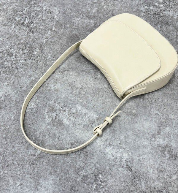 fredy emue「フラップラウンドワンショルバッグ」|ショルダー・メッセンジャー|