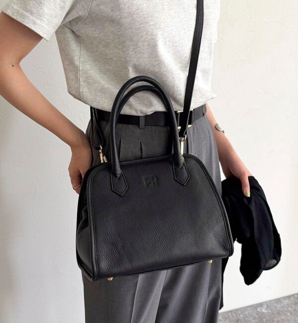 fredy emue「FR台形レザーバッグ」|ショルダー・メッセンジャー|