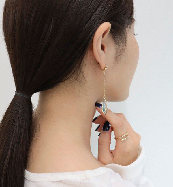 fredy emue「スイングドロップストーンピアス」|ピアス|