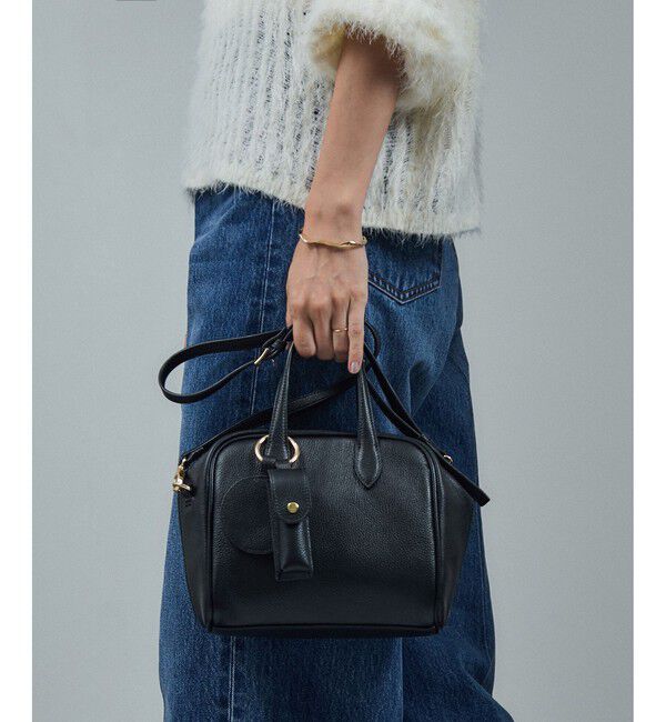 SALON adam et rope'「【WEB限定】【WS（ドゥーブル）】チャーム付きナチュラルレザー2WAYキューブバッグ」|ショルダー・メッセンジャー|ブラック(01)