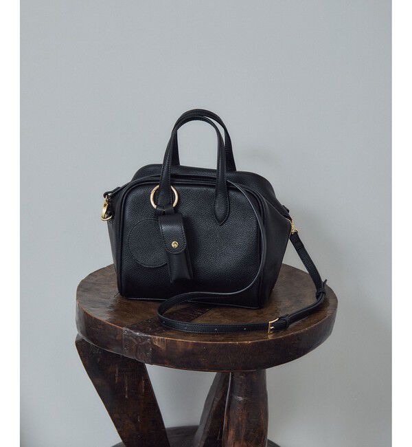 SALON adam et rope'「【WEB限定】【WS（ドゥーブル）】チャーム付きナチュラルレザー2WAYキューブバッグ」|ショルダー・メッセンジャー|