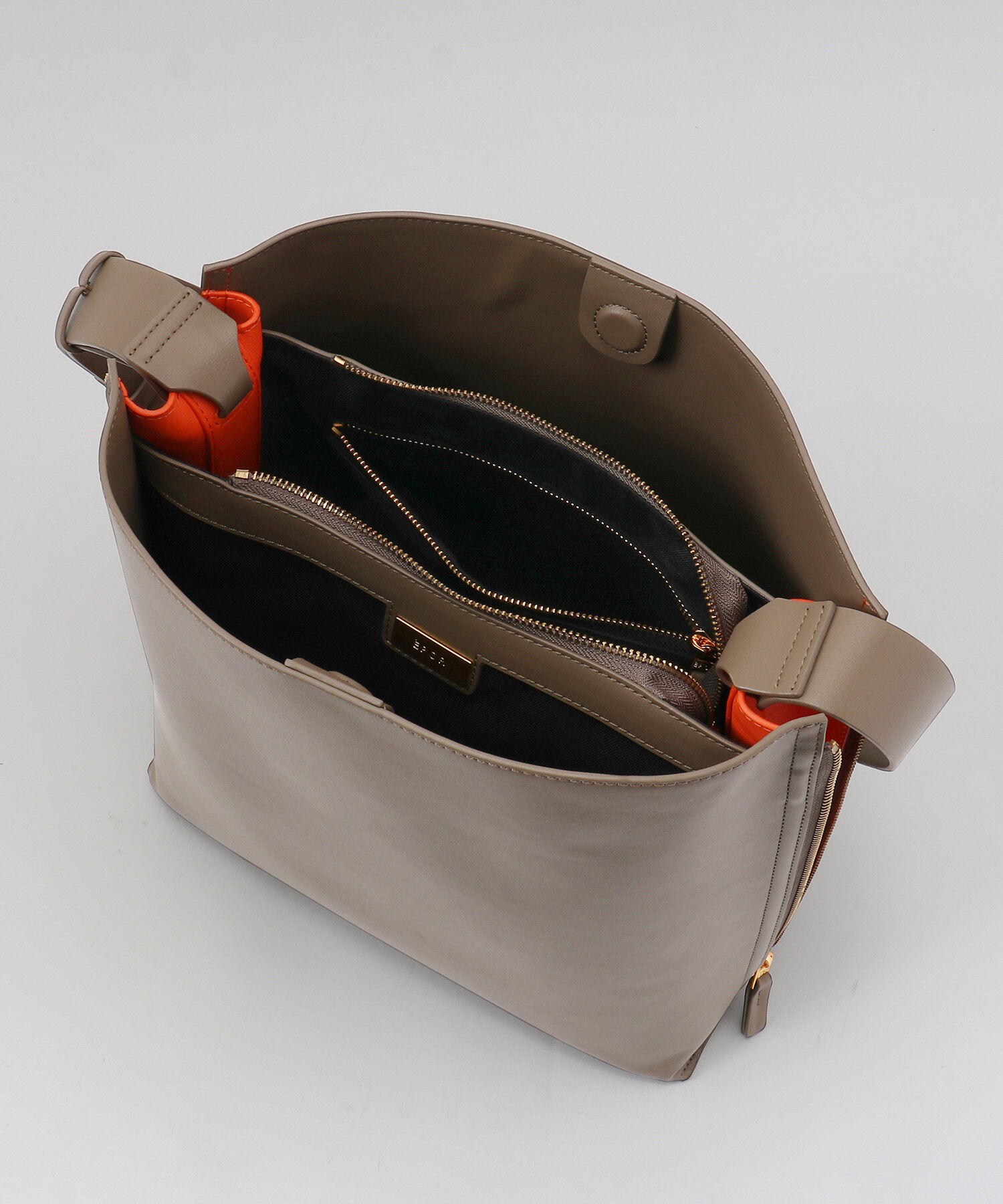 E'POR「【A4対応】【通勤】【E'POR】Y BAG Shoulder Large（サイドジップショルダーバッグ）【WEB限定/一部店舗限」|ショルダー・メッセンジャー|