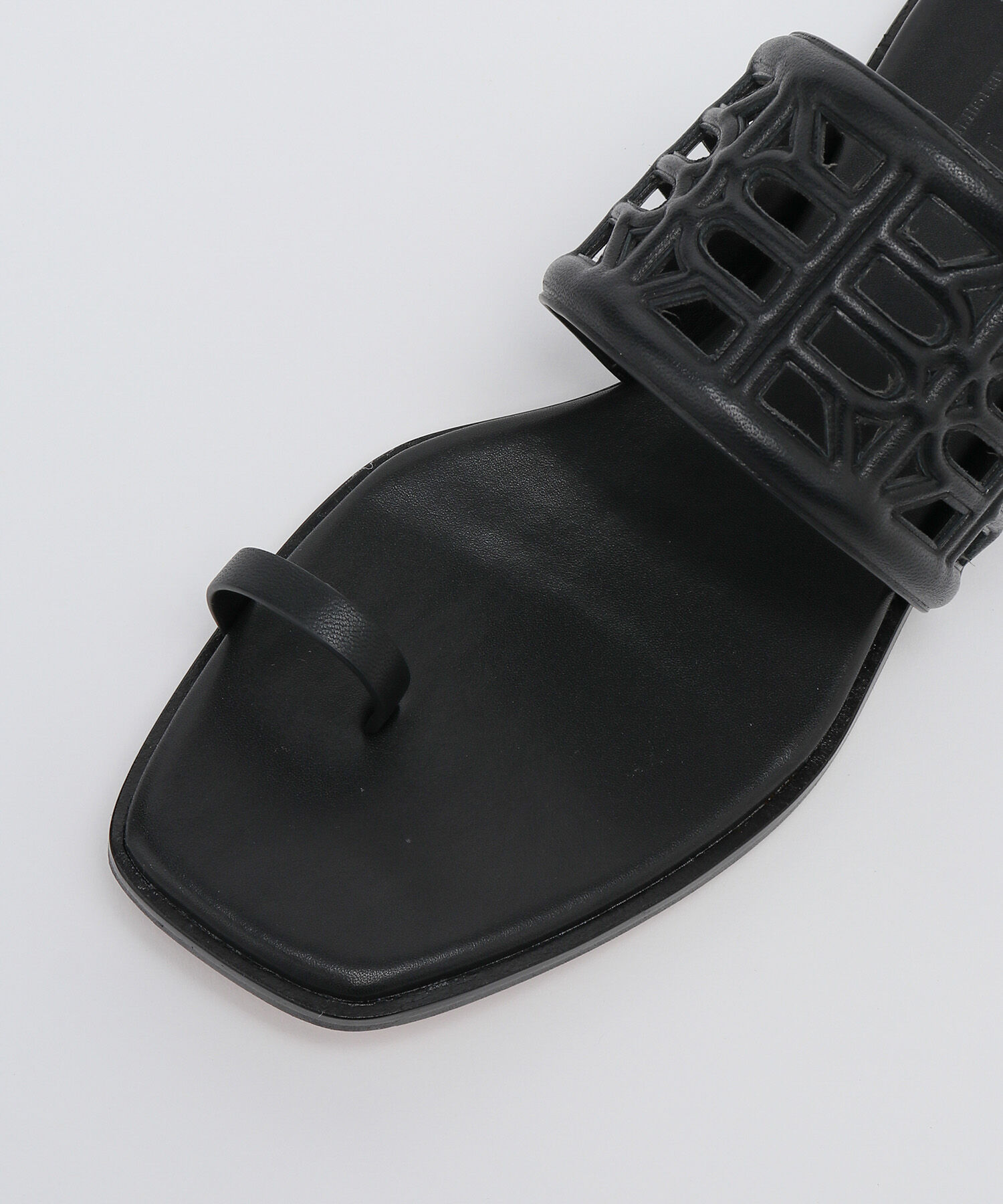 ROPE「Amelia Sandal （アメリア サンダル）【メディア掲載】」|サンダル|