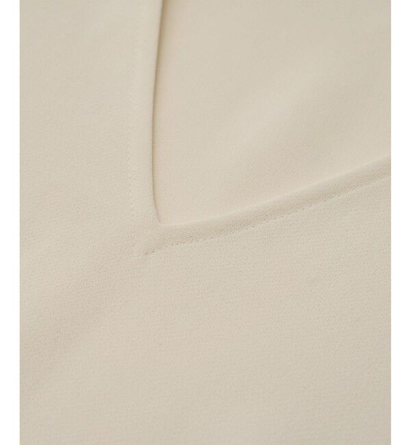 ROPE「【洗える】バックサテンドロストVネックブラウス【WEB・一部店舗限定】」|シャツ・ブラウス|