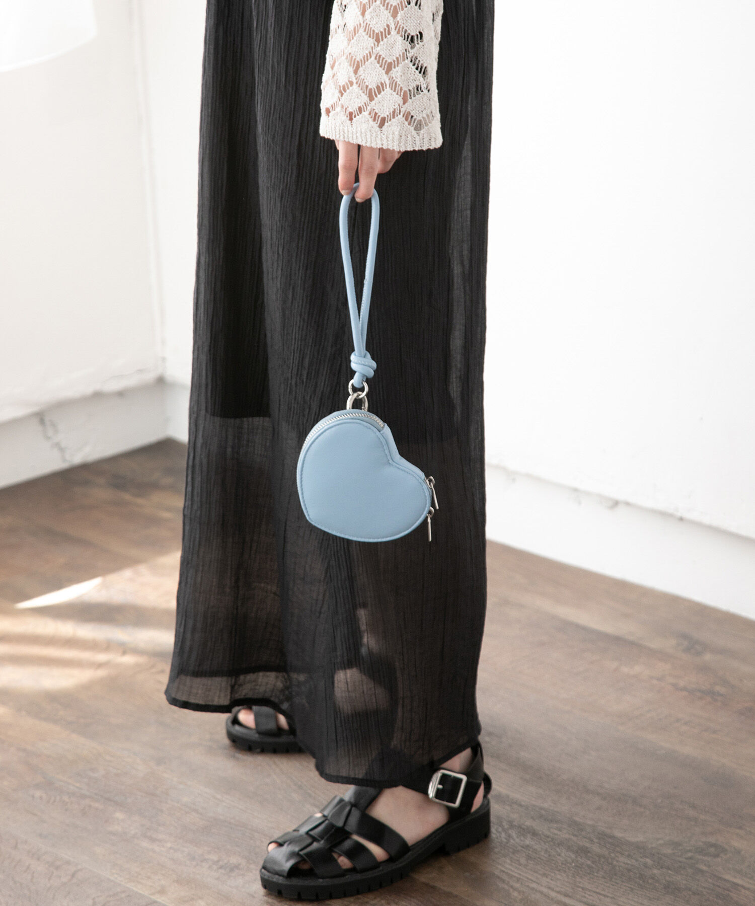 VIS「【6色展開】ハートポーチスマホショルダーバッグ」|ショルダー・メッセンジャー|サックス(48)