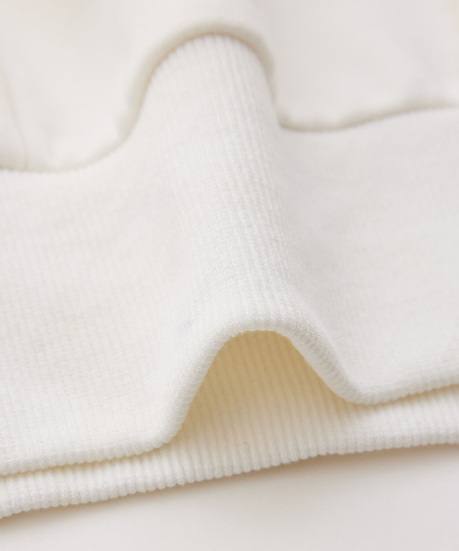 VIS「箔ロゴスウェットプルオーバー」|スウェット・ジャージ|