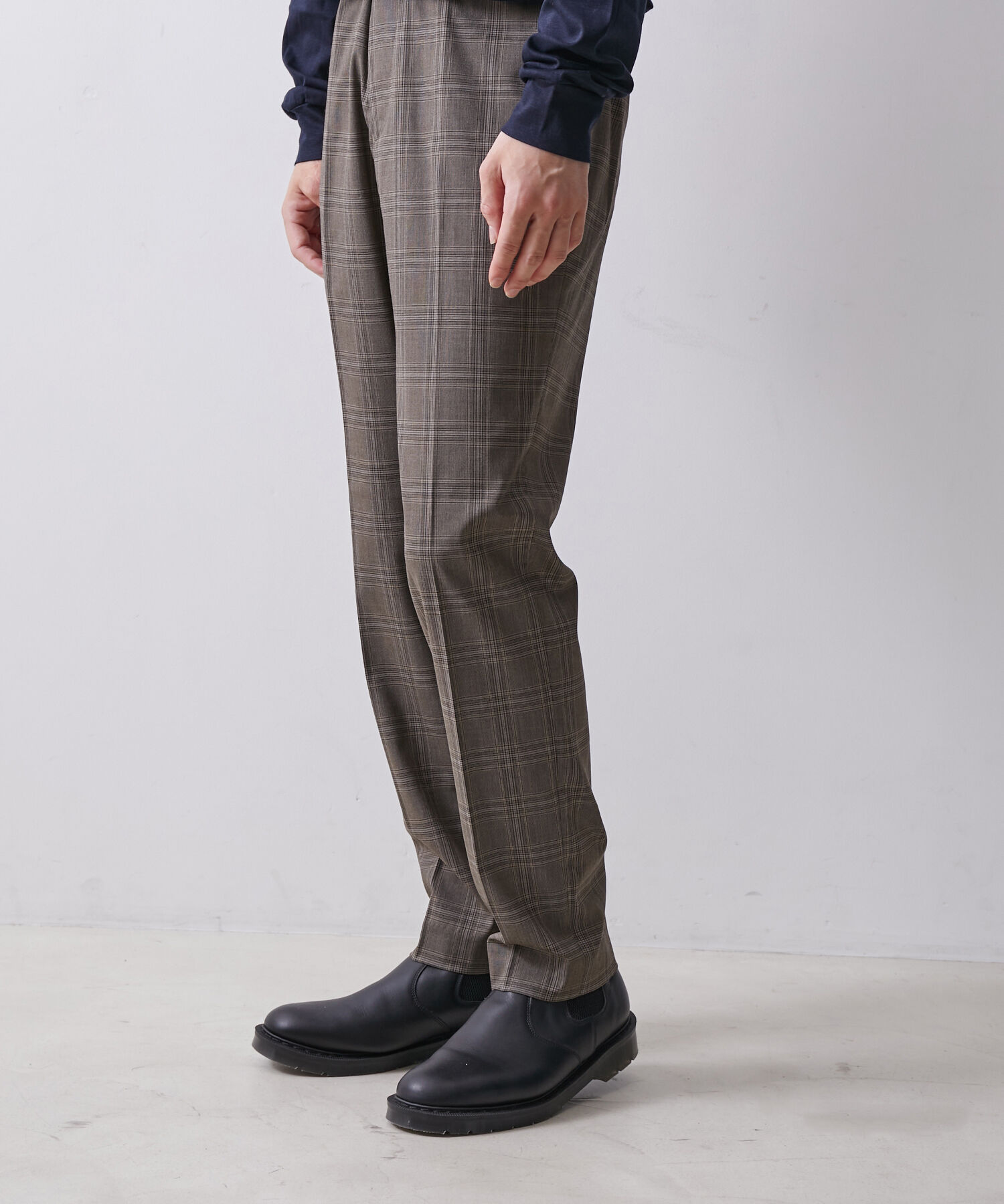 ADAM ET ROPE'「【Chambrer】スリムテーパード センタープレス スラックス / セットアップ対応」|スラックス|