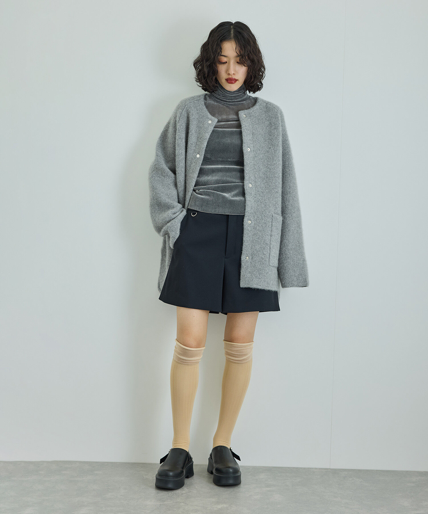 ADAM ET ROPE'「キリカエルーズニーハイソックス」|ソックス|