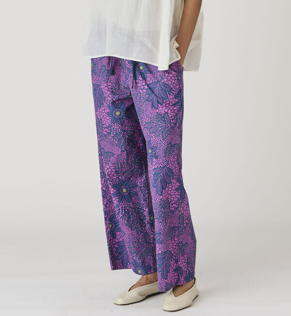 LE GLAZIK「LE GLAZIK | バティック イージーパンツ WOMEN」|チノ|PINK系1