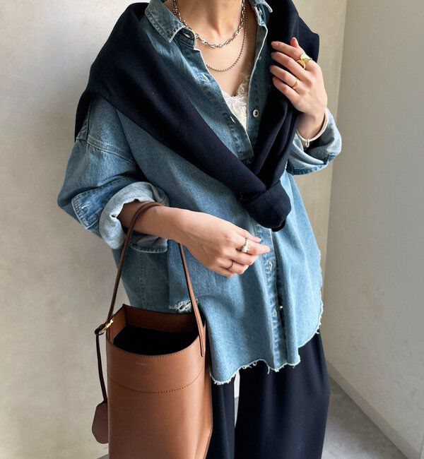  「【新色追加】ダメージデニムシャツ」|シャツ・ブラウス|