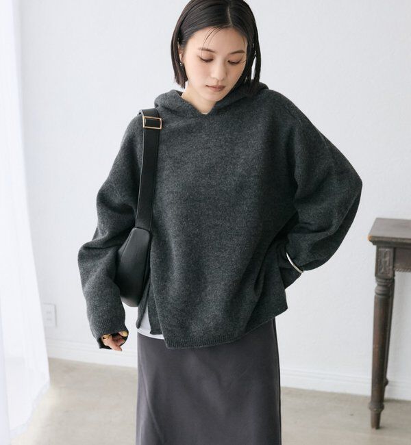  「【フードがアクセントに】ウール100ホールガーメントフーディ」|ニット・セーター|