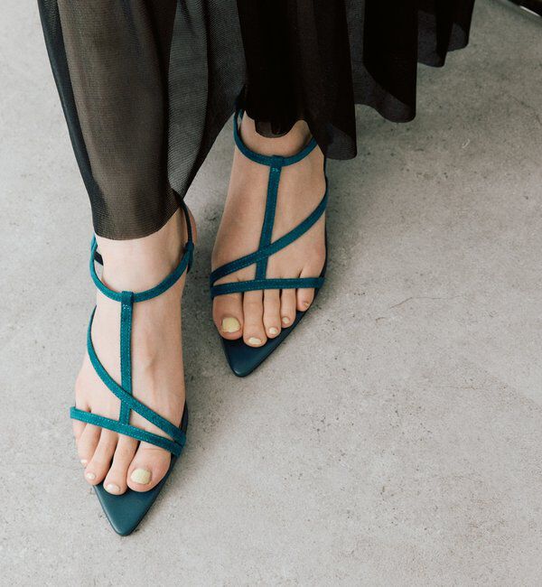  「予約【抜け感】ポインテッドラインサンダル」|サンダル|
