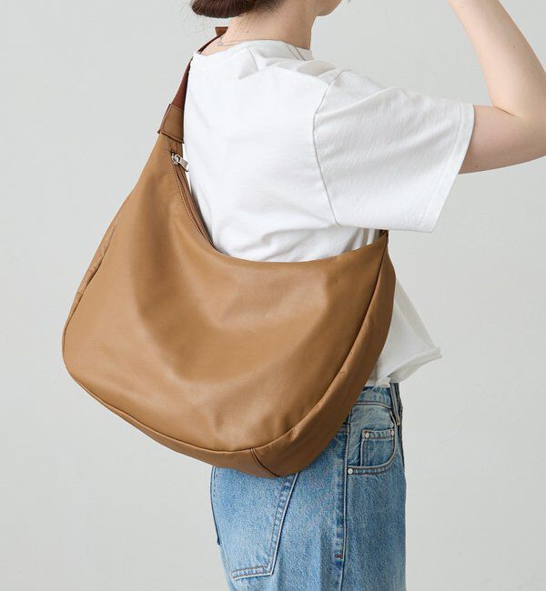  「ソフトレザーラウンドビッグショルダーバッグ」|ショルダー・メッセンジャー|