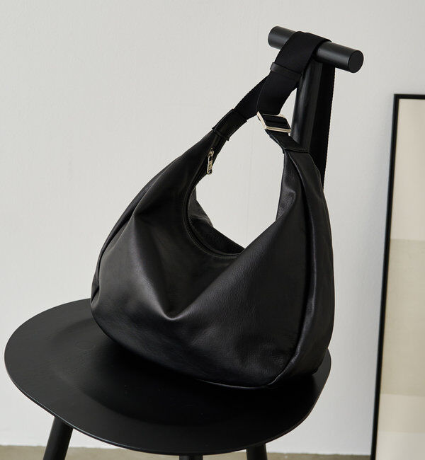  「ソフトレザーラウンドビッグショルダーバッグ」|ショルダー・メッセンジャー|