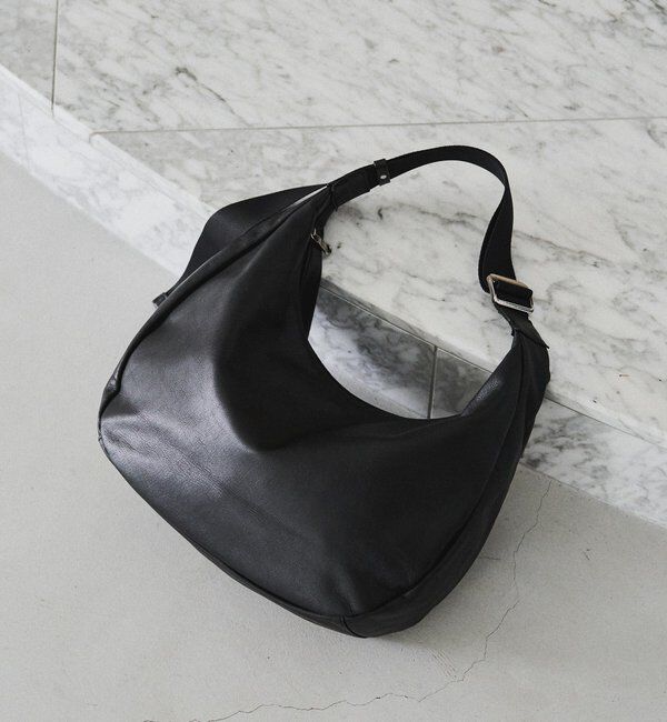  「ソフトレザーラウンドビッグショルダーバッグ」|ショルダー・メッセンジャー|