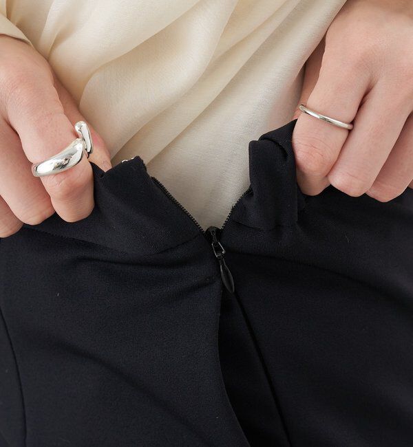  「スリムジャージーパンツ」|チノ|