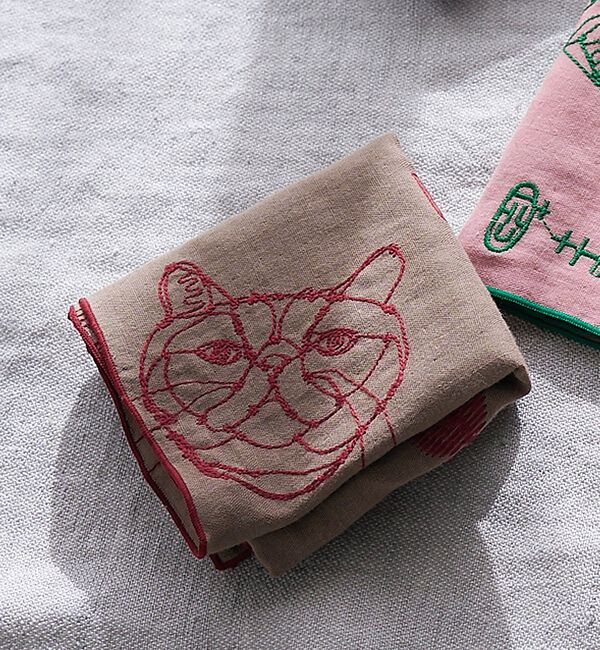 collex「【＋HAyU fabric】 ダブルガーゼ 猫刺繍ハンカチ 綿100%」|ハンカチ|ブラウン