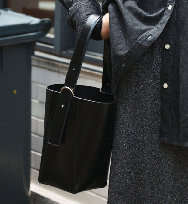 Rouge vif「【&MyuQ/アンドミューク】LIBER バケツショルダーバッグ」|ショルダー・メッセンジャー|