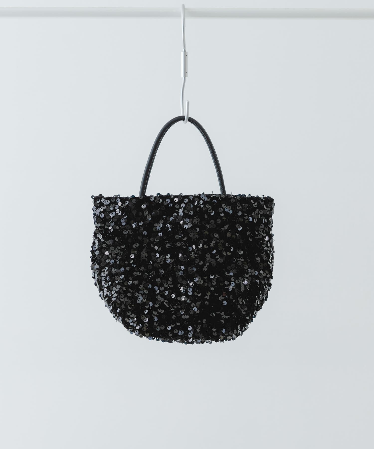 RODE SKO「チェーン付きスパンコールバッグ」|ショルダー・メッセンジャー|ブラック