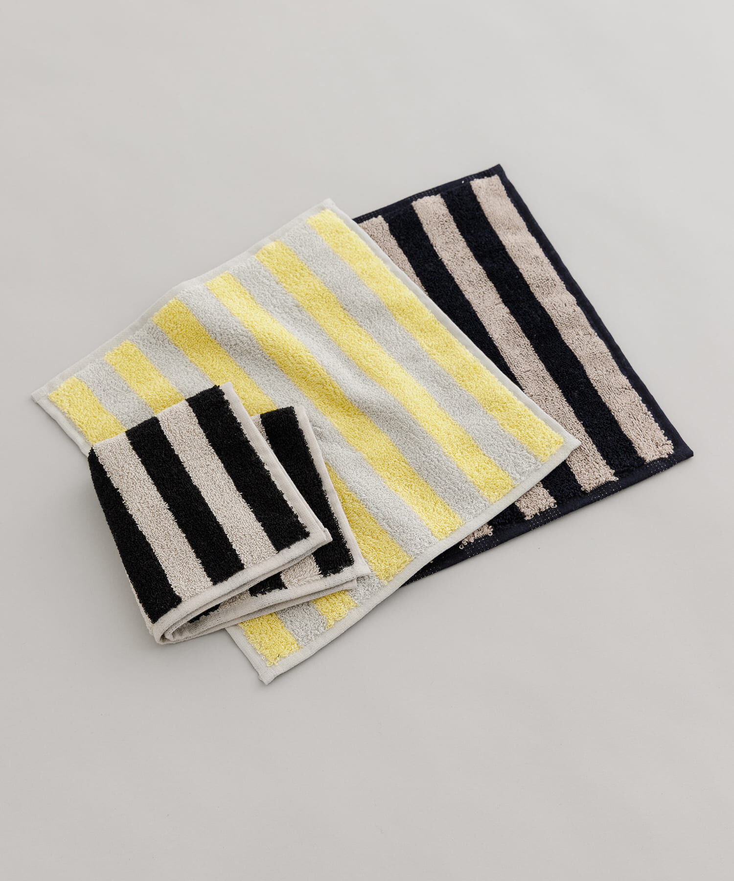 URBAN RESEARCH「『UR TECH』ストライプハンドタオル」|タオル|