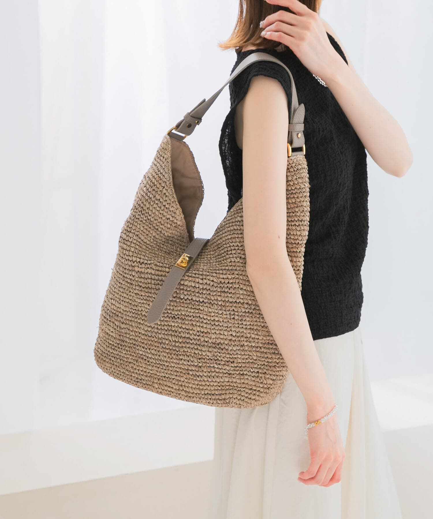 URBAN RESEARCH ROSSO「VIOLAd&rsquo;ORO　ラフィアワンショルダーバッグ」|かごバッグ|