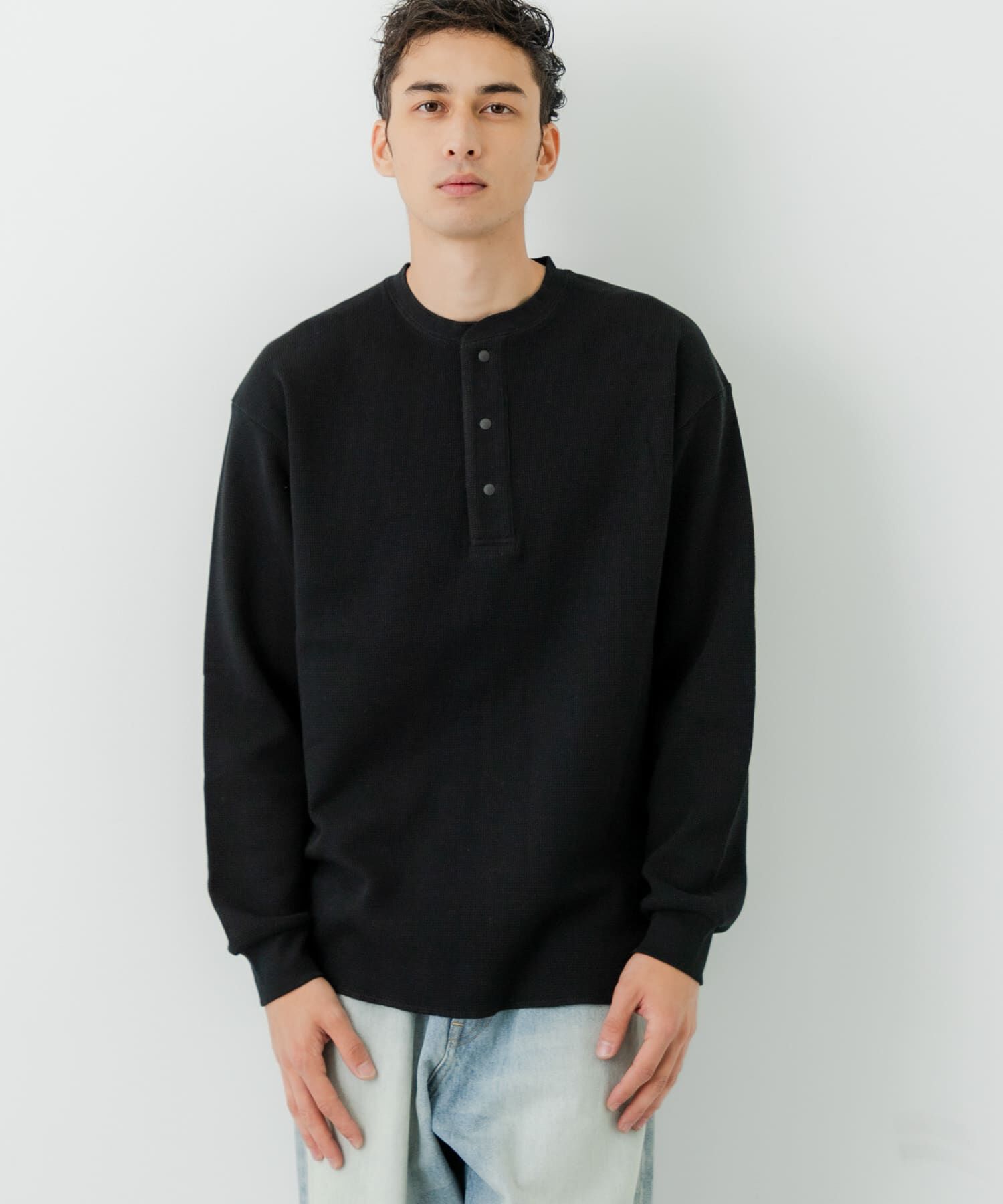 URBAN RESEARCH「『UR TECH』度詰めワッフルヘンリーロングスリーブ」|Tシャツ・カットソー|