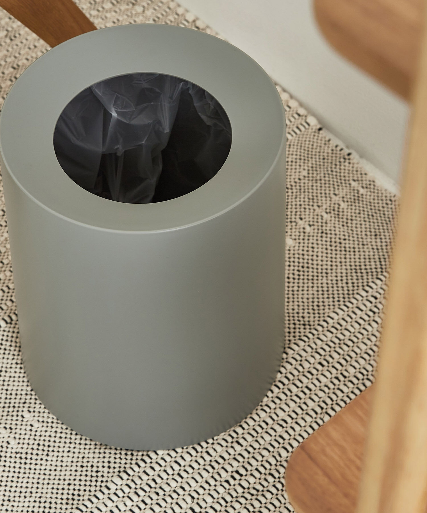 URBAN RESEARCH DOORS「『WEB限定』ideaco　TUBELOR HOMME」|ダストボックス|