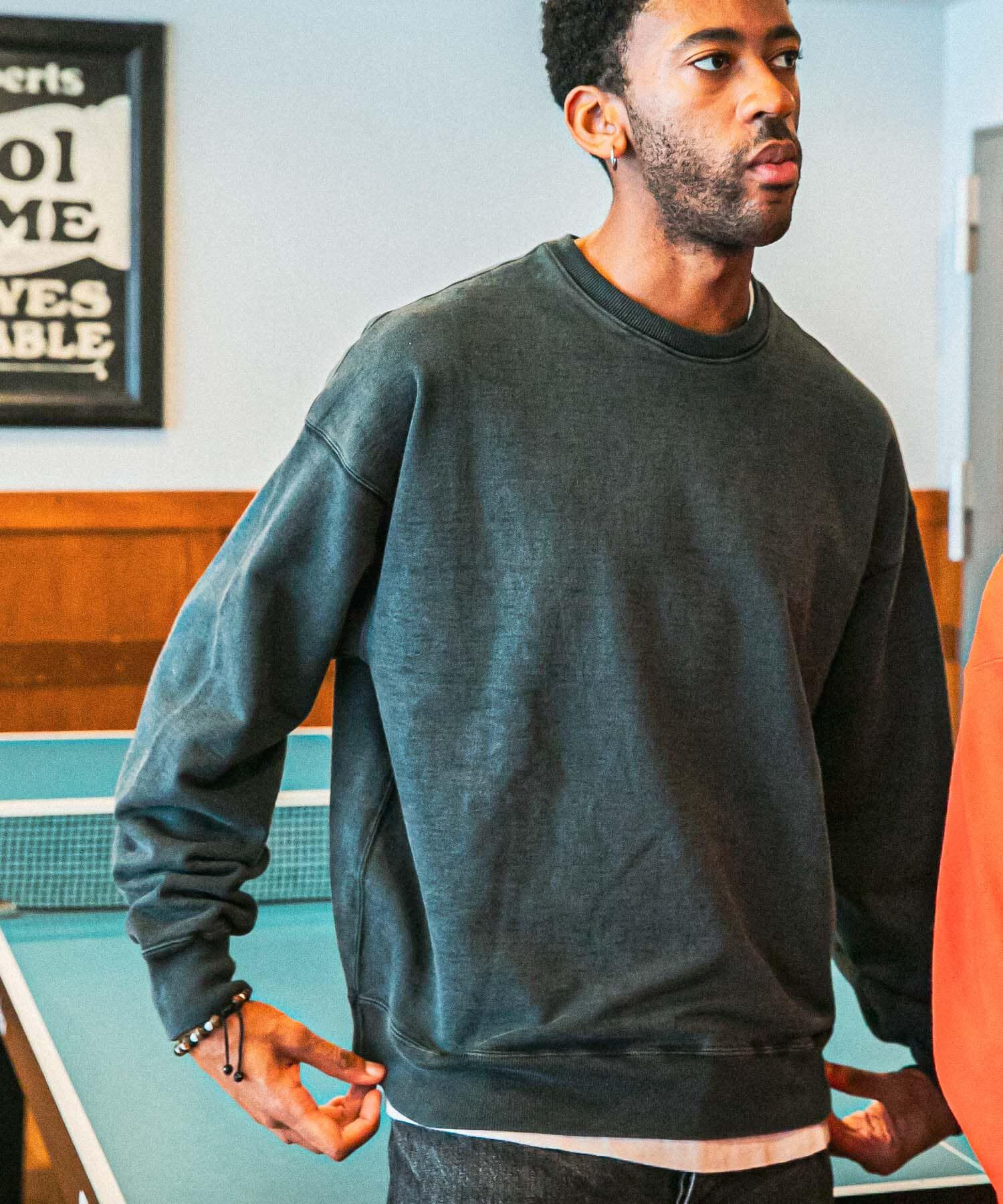 URBAN RESEARCH「LOGIC ONE PIGMENT SWEAT」|スウェット・ジャージ|グリーン