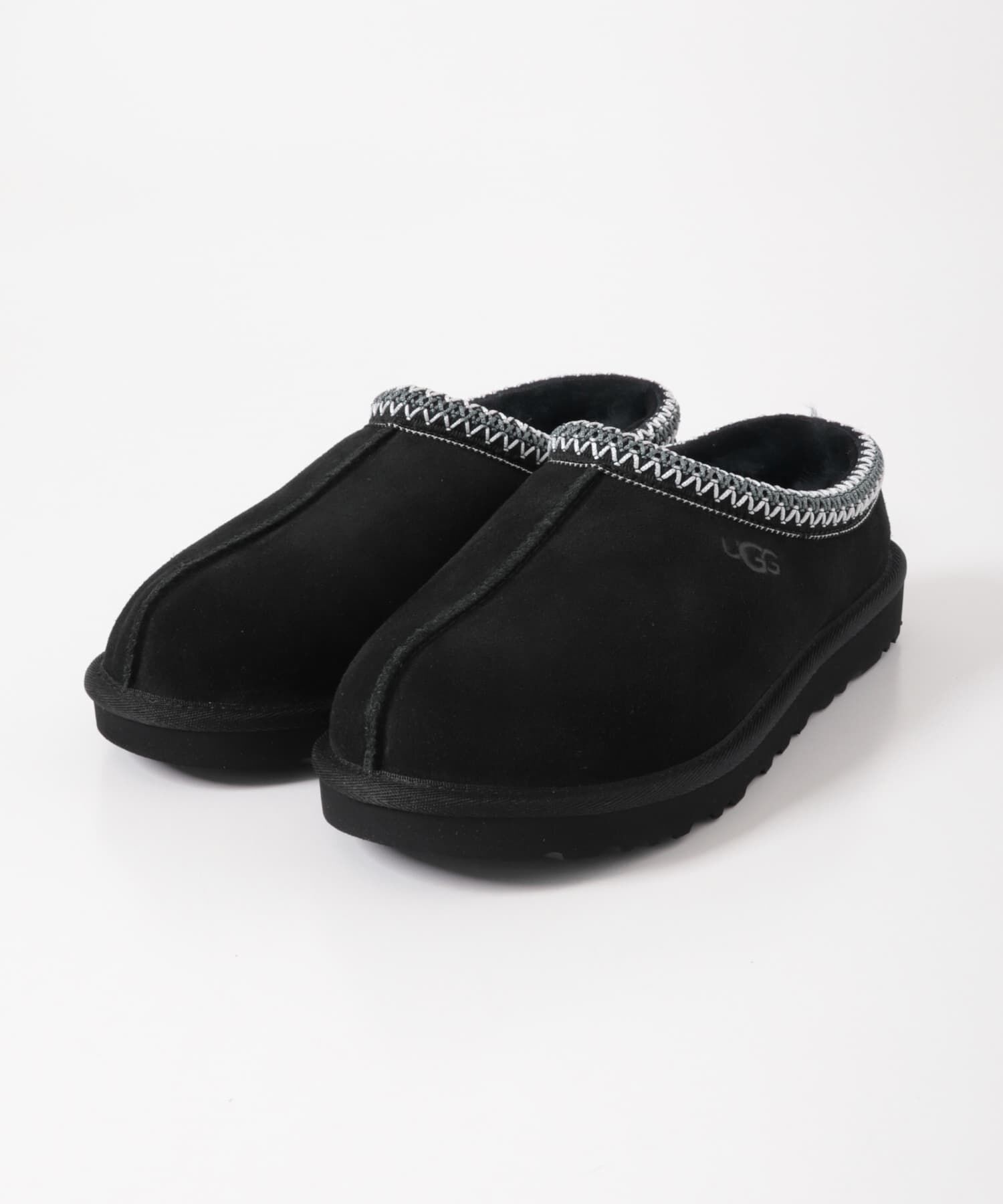 URBAN RESEARCH「UGG　M TASMAN II」|スリッポン|ブラック
