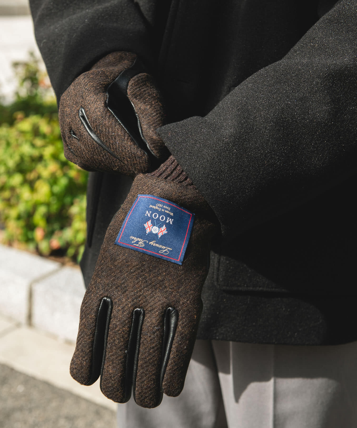 URBAN RESEARCH DOORS「MOONツイードレザーグローブ」|手袋|ブラウン