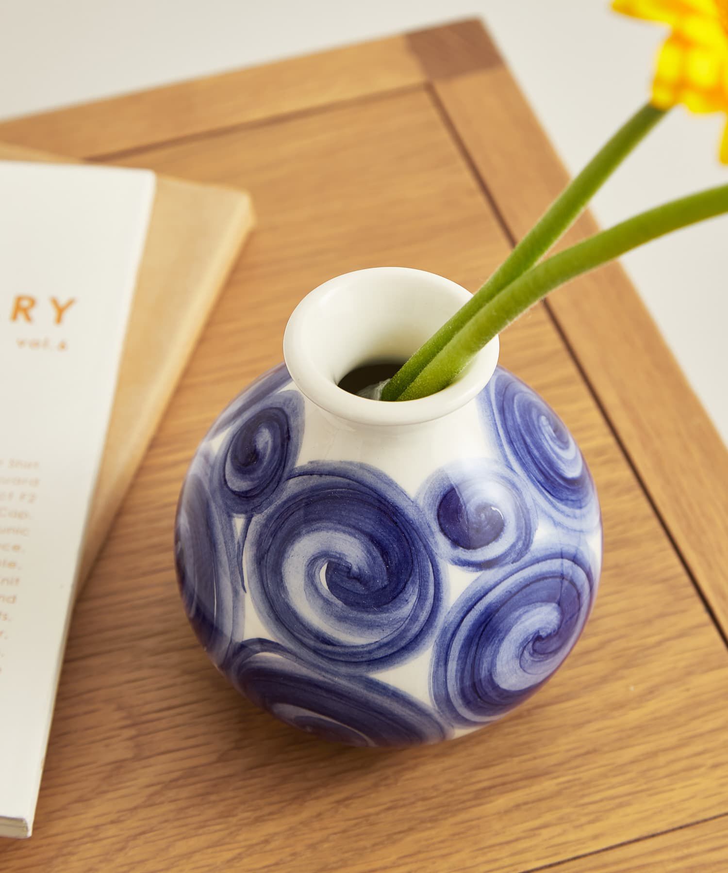 URBAN RESEARCH DOORS「KAHLER　Tulle ベース (ブルー) H10.5cm」|フラワーベース|