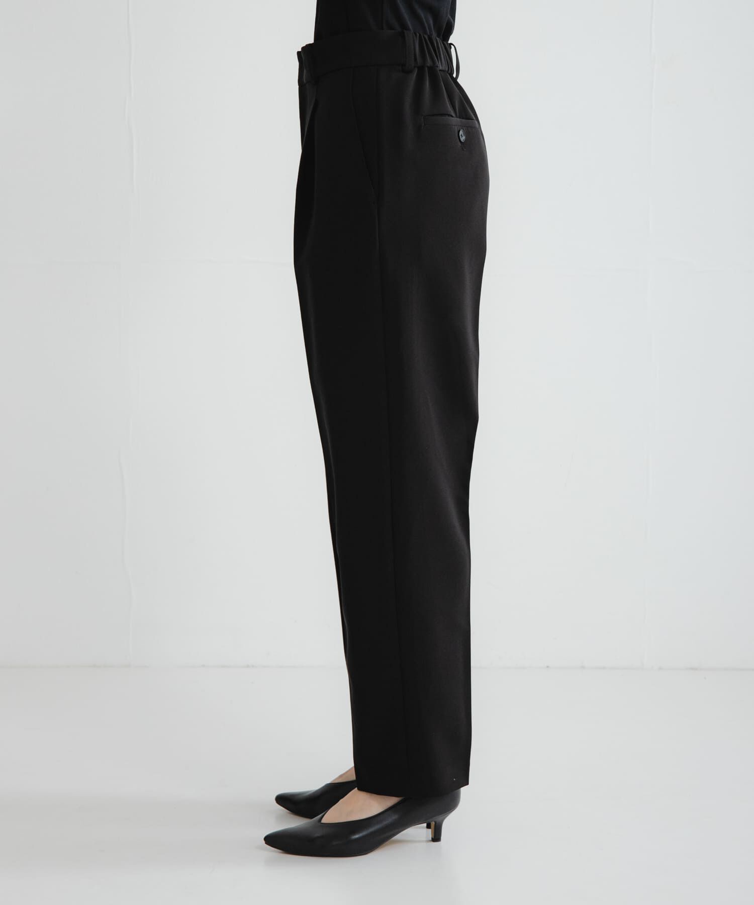 URBAN RESEARCH「『3サイズ展開』タックテーパードパンツ」|その他|