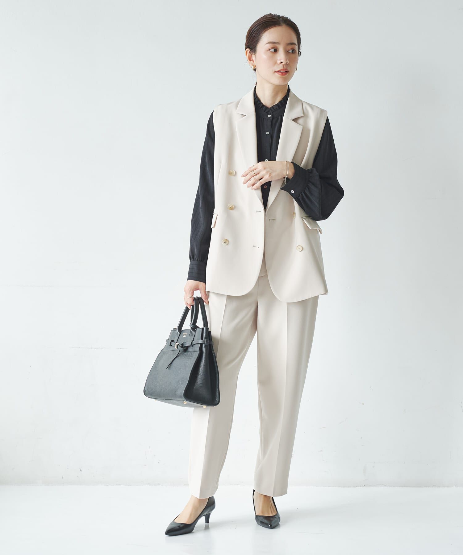 URBAN RESEARCH「『3サイズ展開』タックテーパードパンツ」|その他|