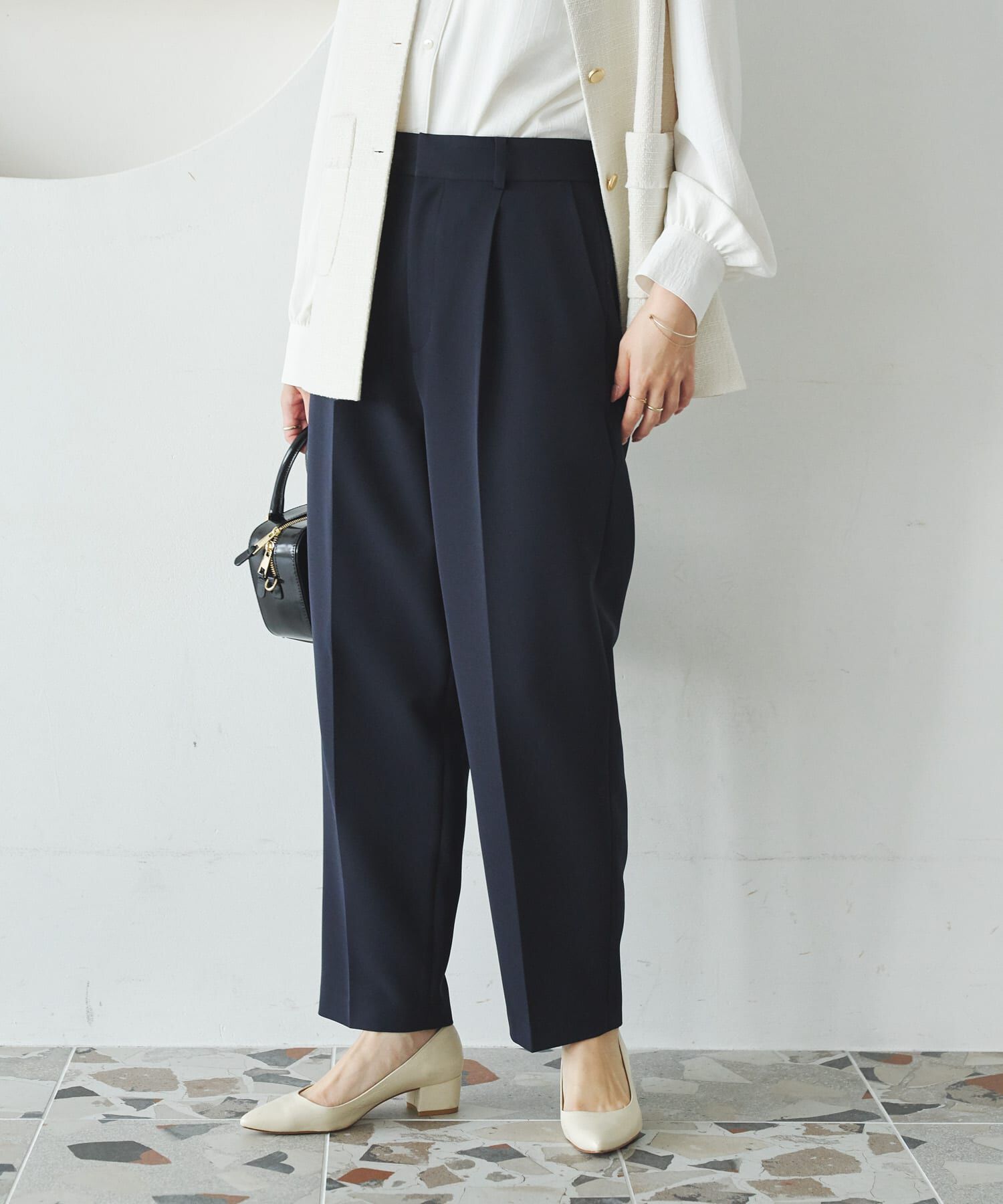 URBAN RESEARCH「『3サイズ展開』タックテーパードパンツ」|その他|