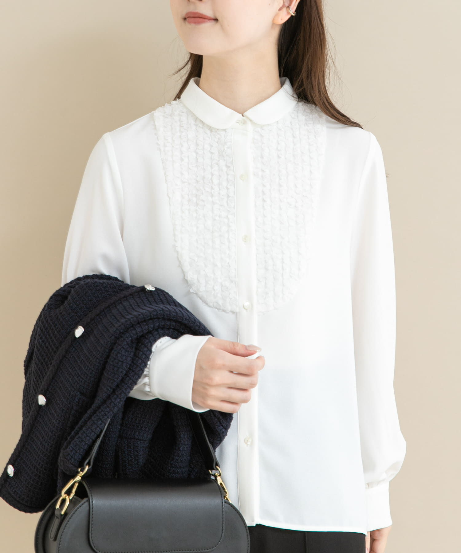 URBAN RESEARCH ROSSO「『WEB/一部店舗限定』フロントレース切替ブラウス」|シャツ・ブラウス|オフホワイト