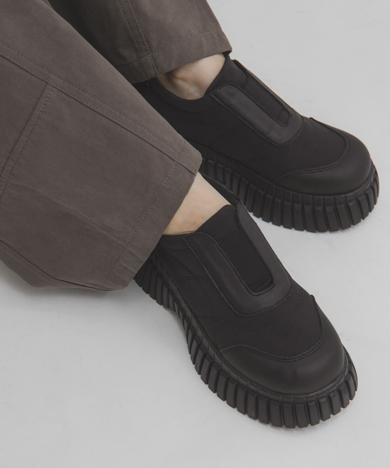  「チャンキーソールパファースリッポン」|スニーカー|