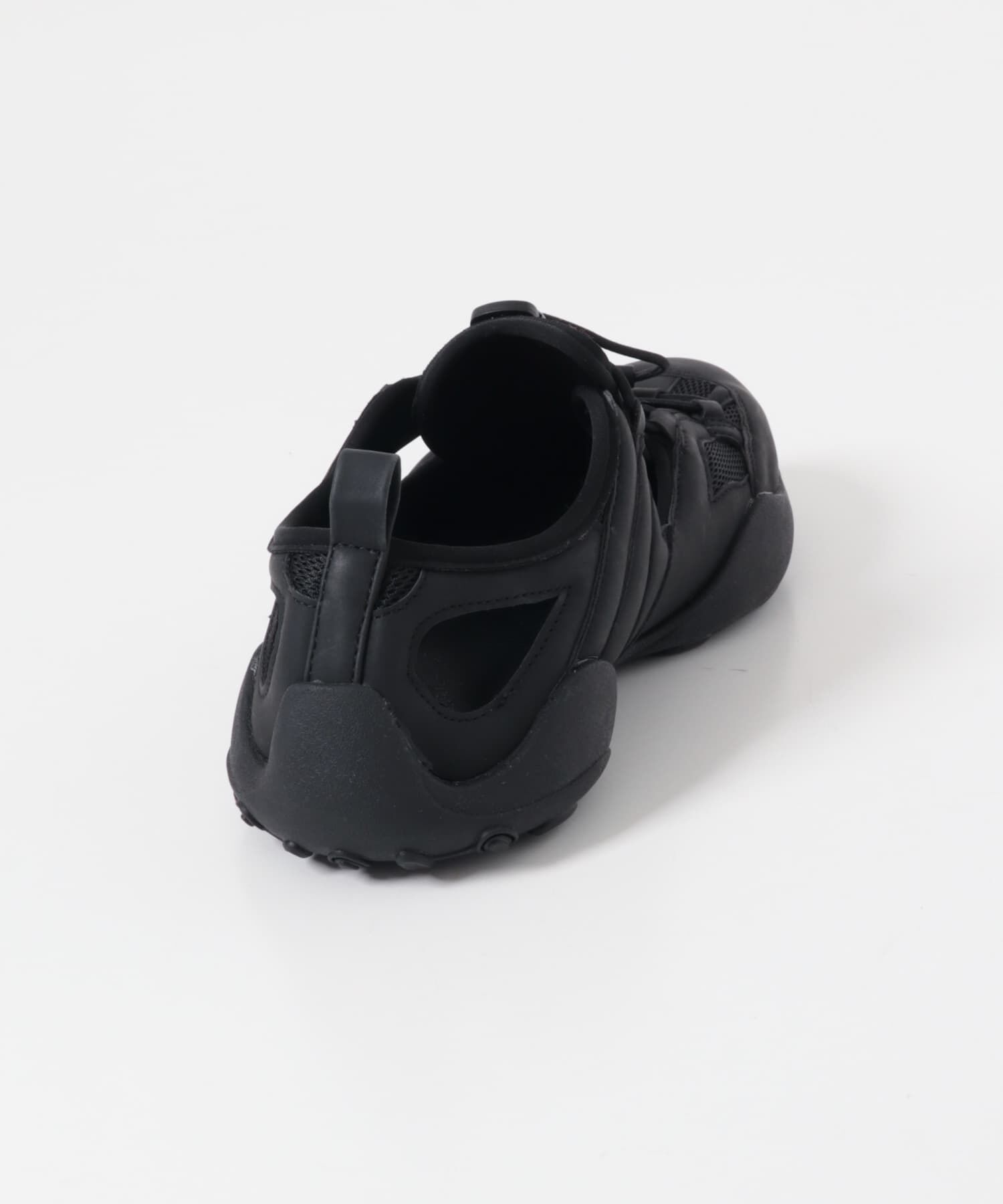  「カットデザインメッシュスニーカー」|スニーカー|