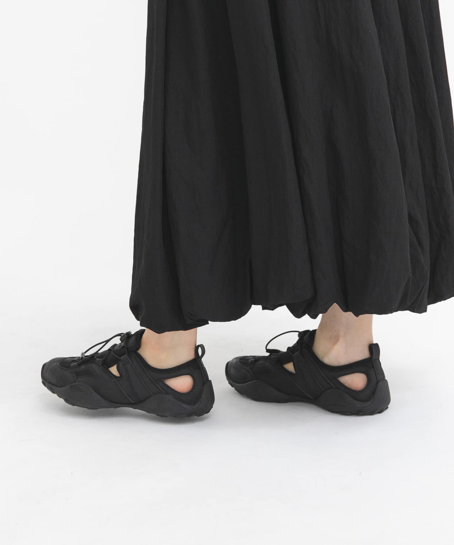  「カットデザインメッシュスニーカー」|スニーカー|