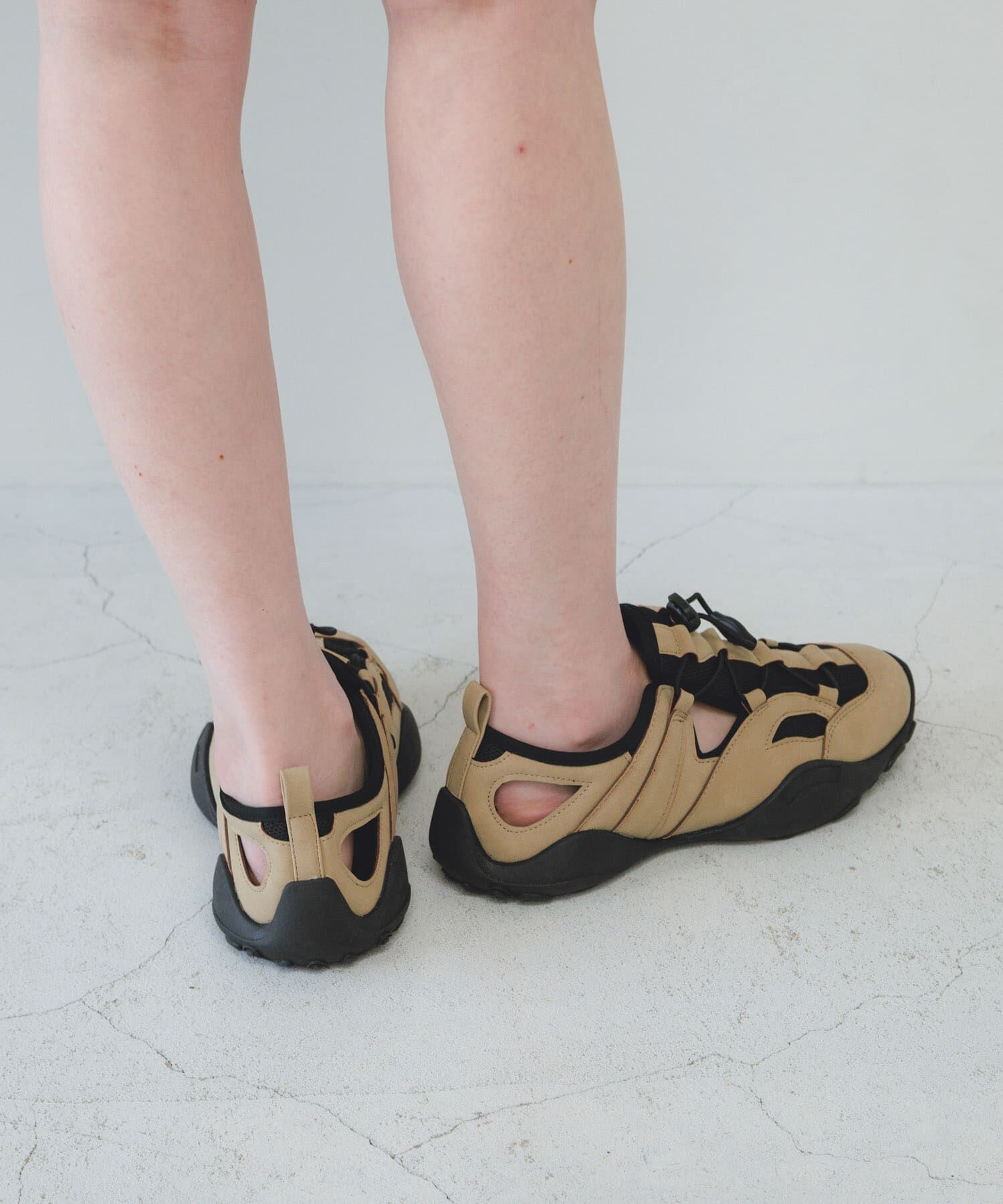  「カットデザインメッシュスニーカー」|スニーカー|