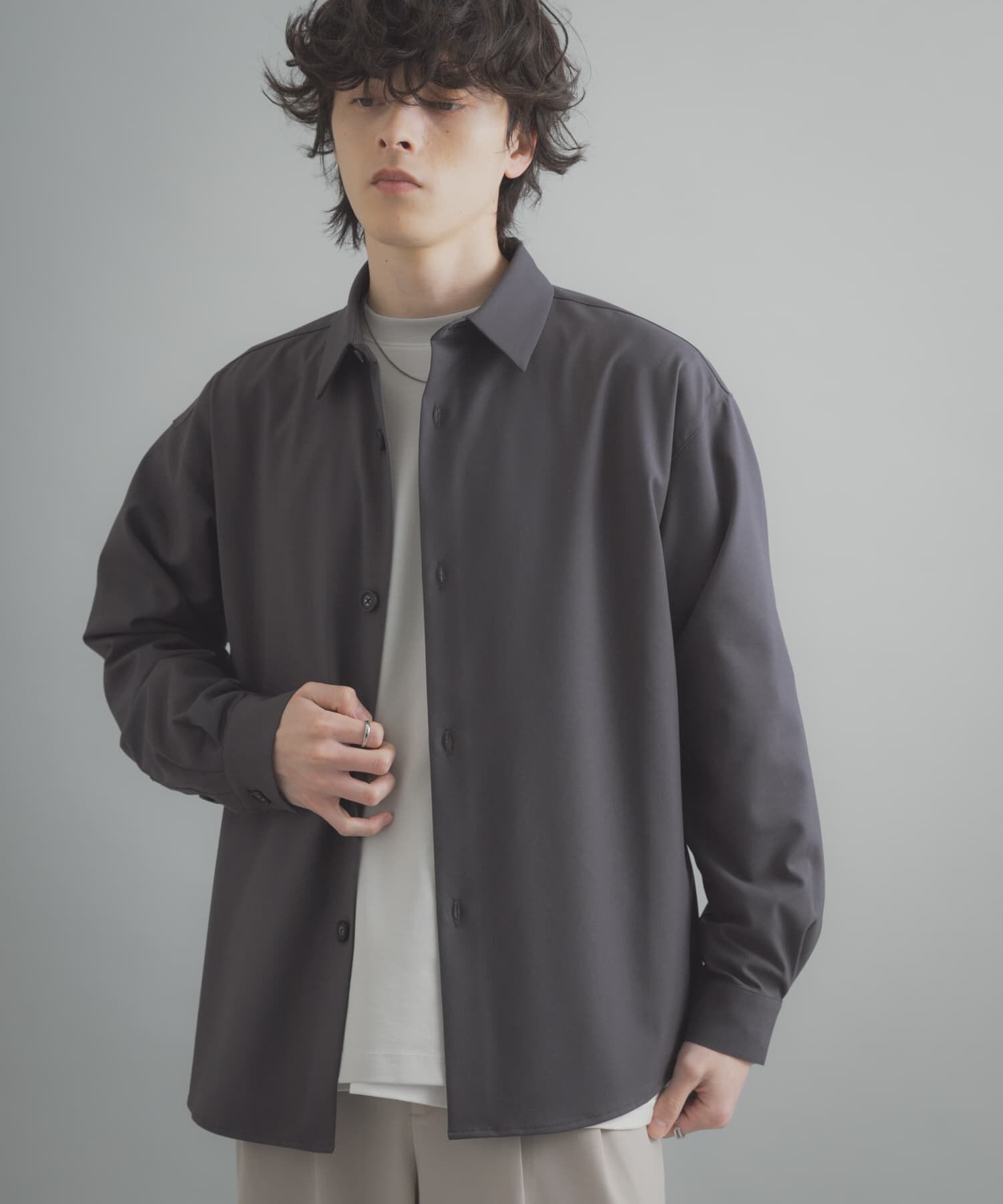 SENSE OF PLACE by URBAN RESEARCH「『ユニセックス』『イージーケア』カラールーズシャツ」|シャツ・ブラウス|チャコールグレー