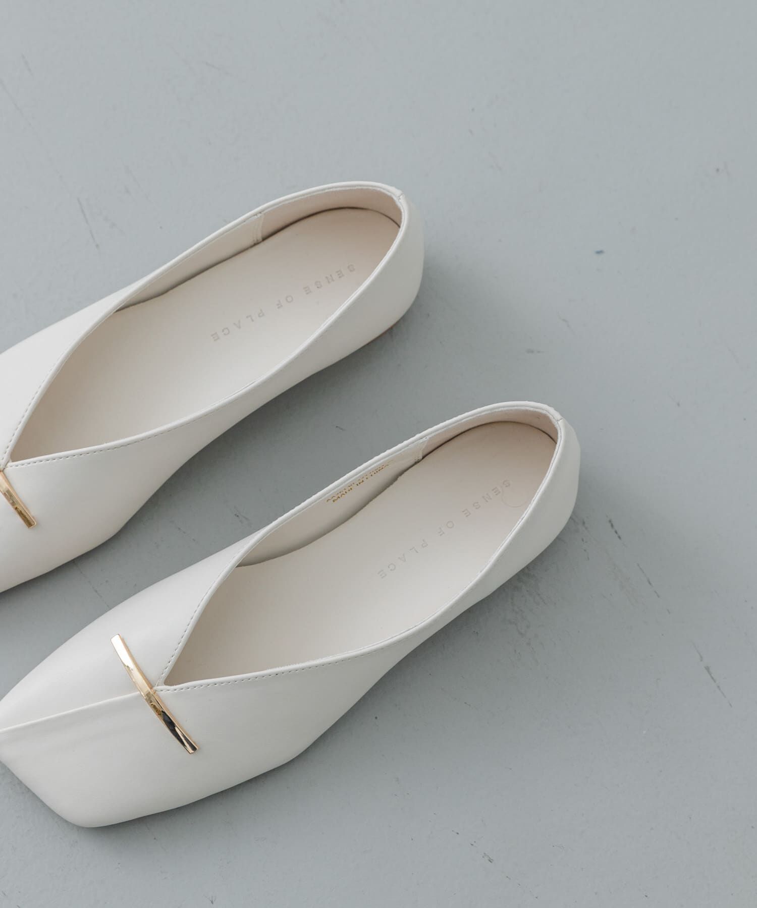 SENSE OF PLACE by URBAN RESEARCH「『抗菌』スクエアカットフラットシューズ」|その他|