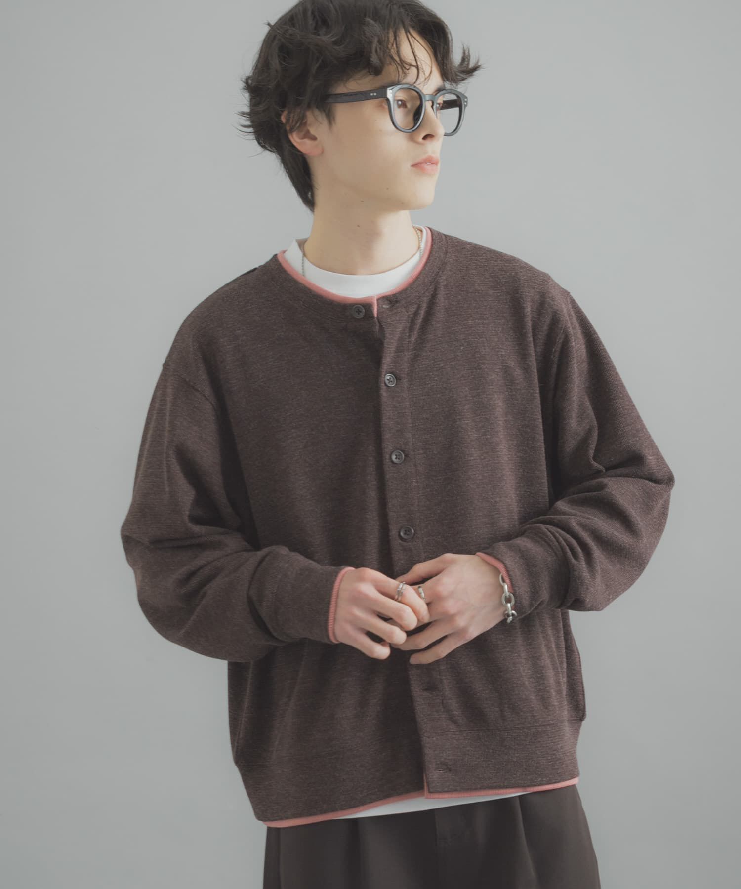 SENSE OF PLACE by URBAN RESEARCH「フェイクレイヤードクルーネックカーディガン」|カーディガン|