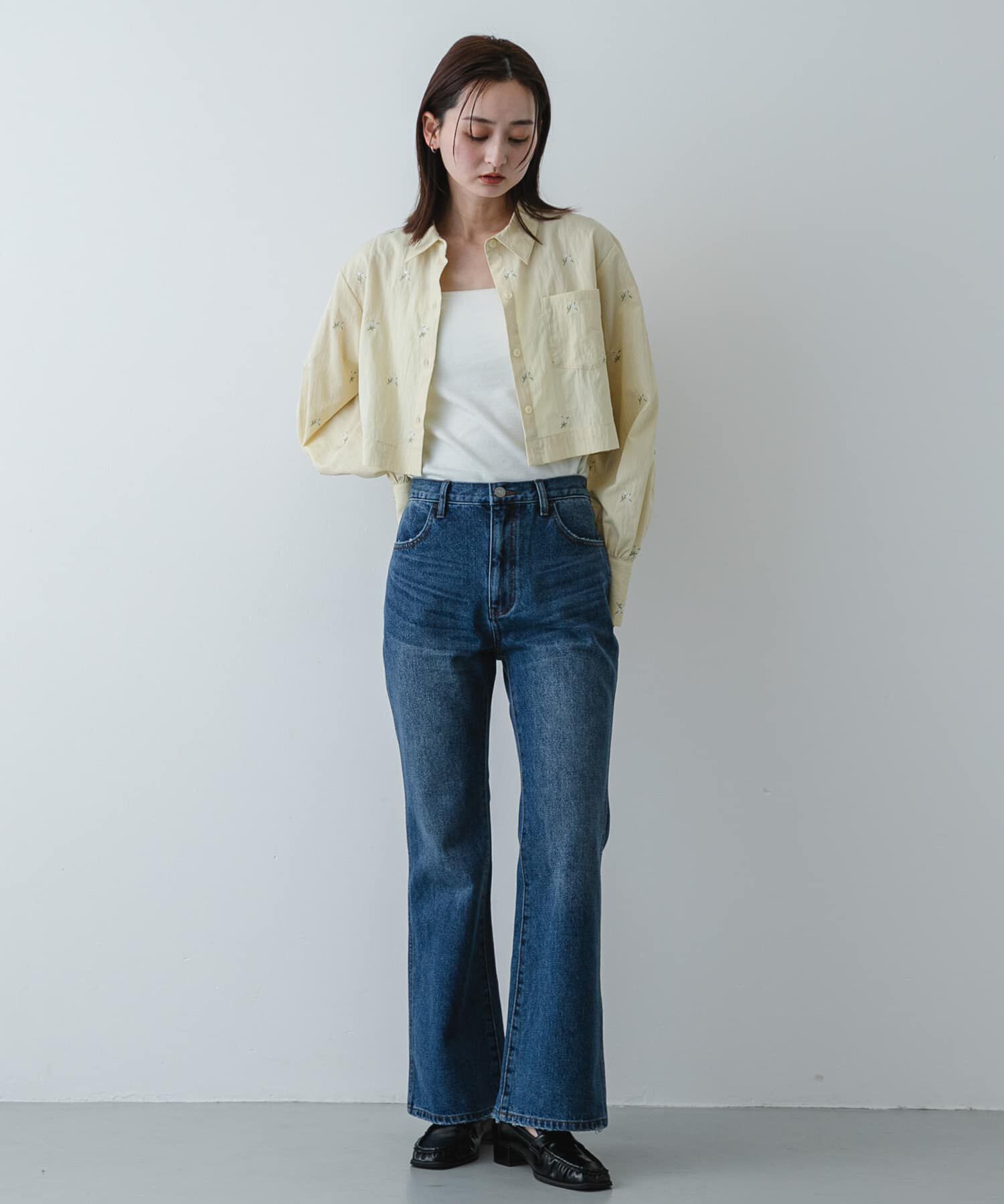 SENSE OF PLACE by URBAN RESEARCH「フラワーエンブロイダリークロップドシャツ」|シャツ・ブラウス|