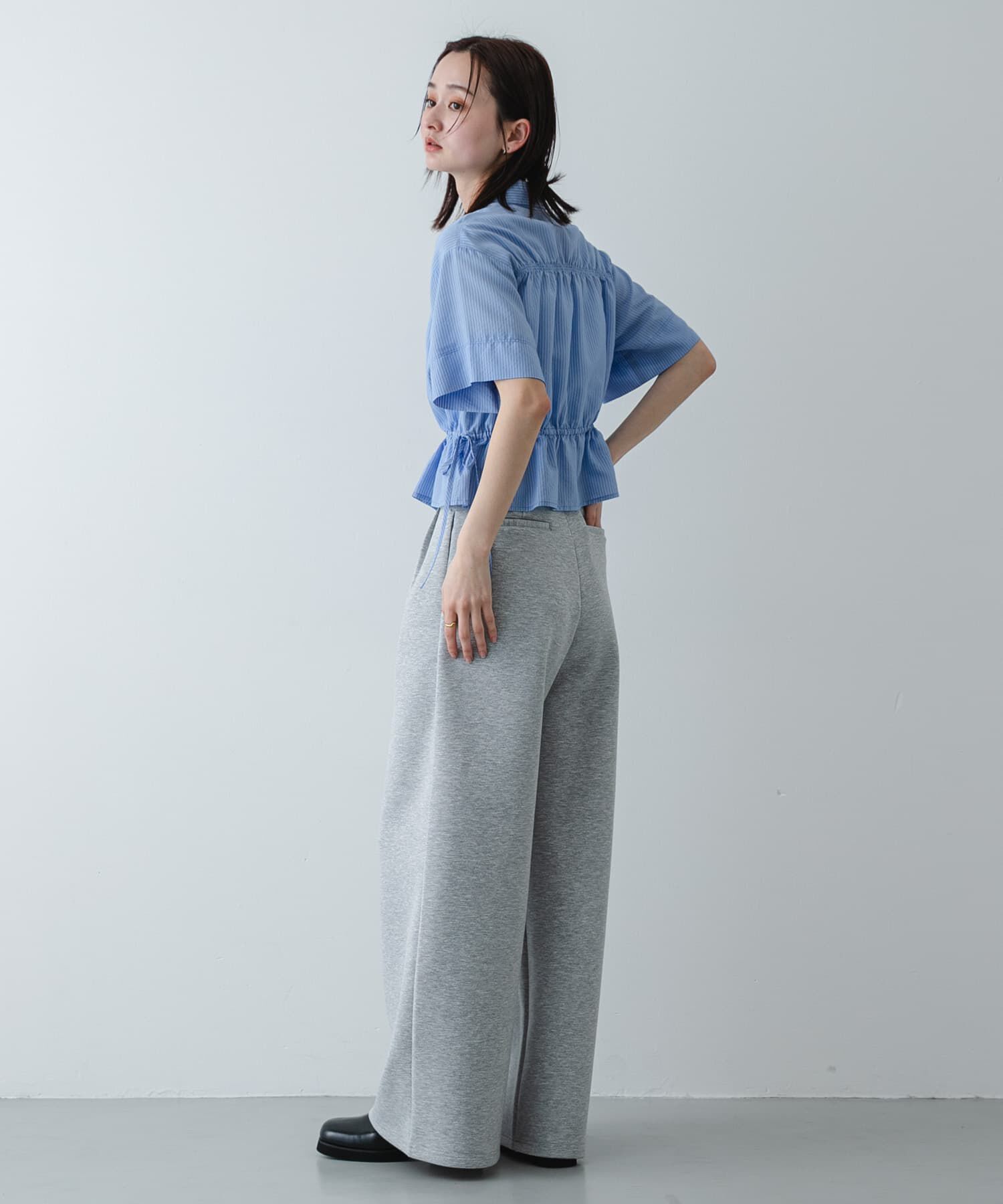 SENSE OF PLACE by URBAN RESEARCH「クロップドペプラムシャーリングシャツ」|シャツ・ブラウス|