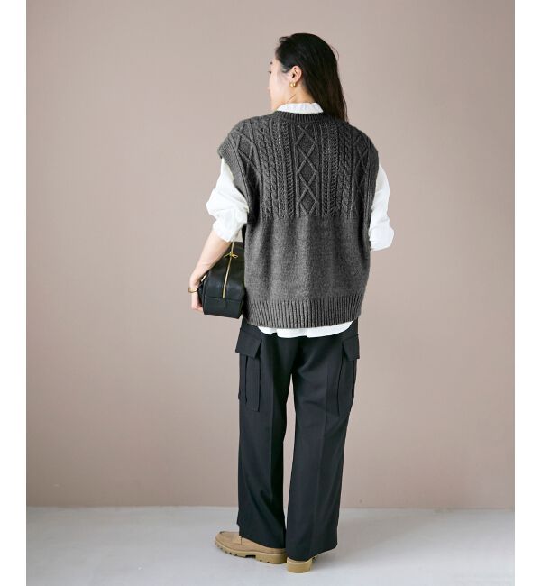  「《WEB限定アイテム》ケーブル柄ニットベスト」|ベスト・ジレ|