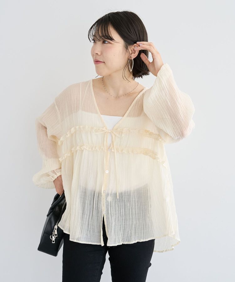 Green Parks「Vネックフリルシアープリーツブラウス」|シャツ・ブラウス|Off White