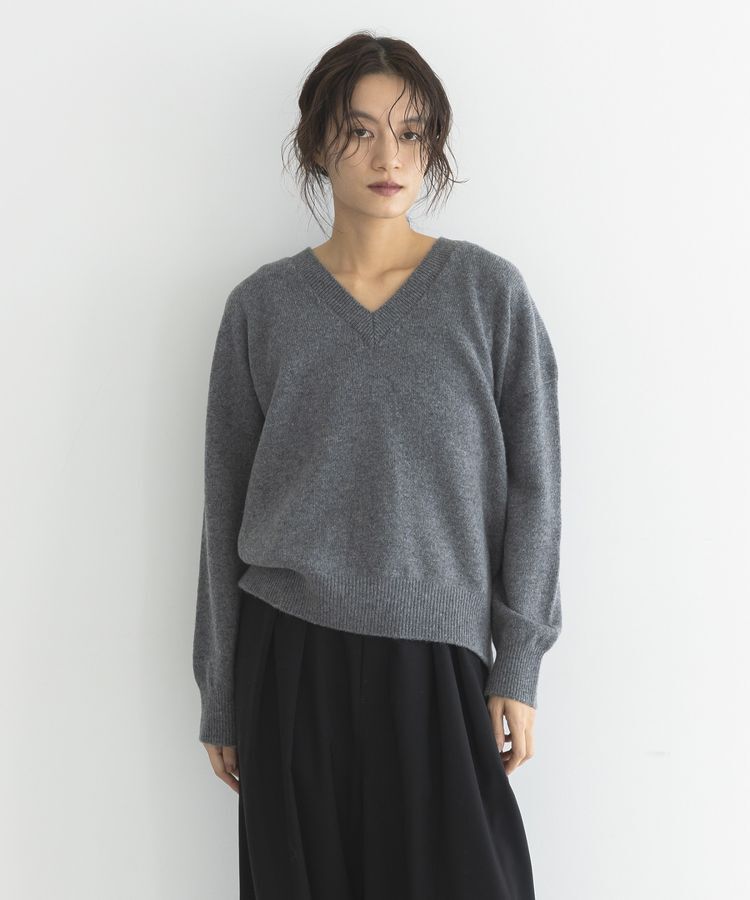 GARAGE OF GOOD CLOTHING「【日本製】カシミア混Vネックプルオーバー」|ニット・セーター|Charcoal Gray