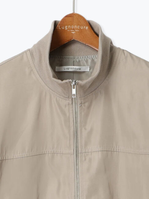 Lugnoncure「スタンドカラーミリタリーブルゾン」|ブルゾン・スタジャン|